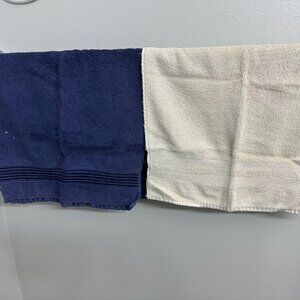 Lot of 2 Hand Towel Bath Kitchen Towels JcPenney Navy / Tan